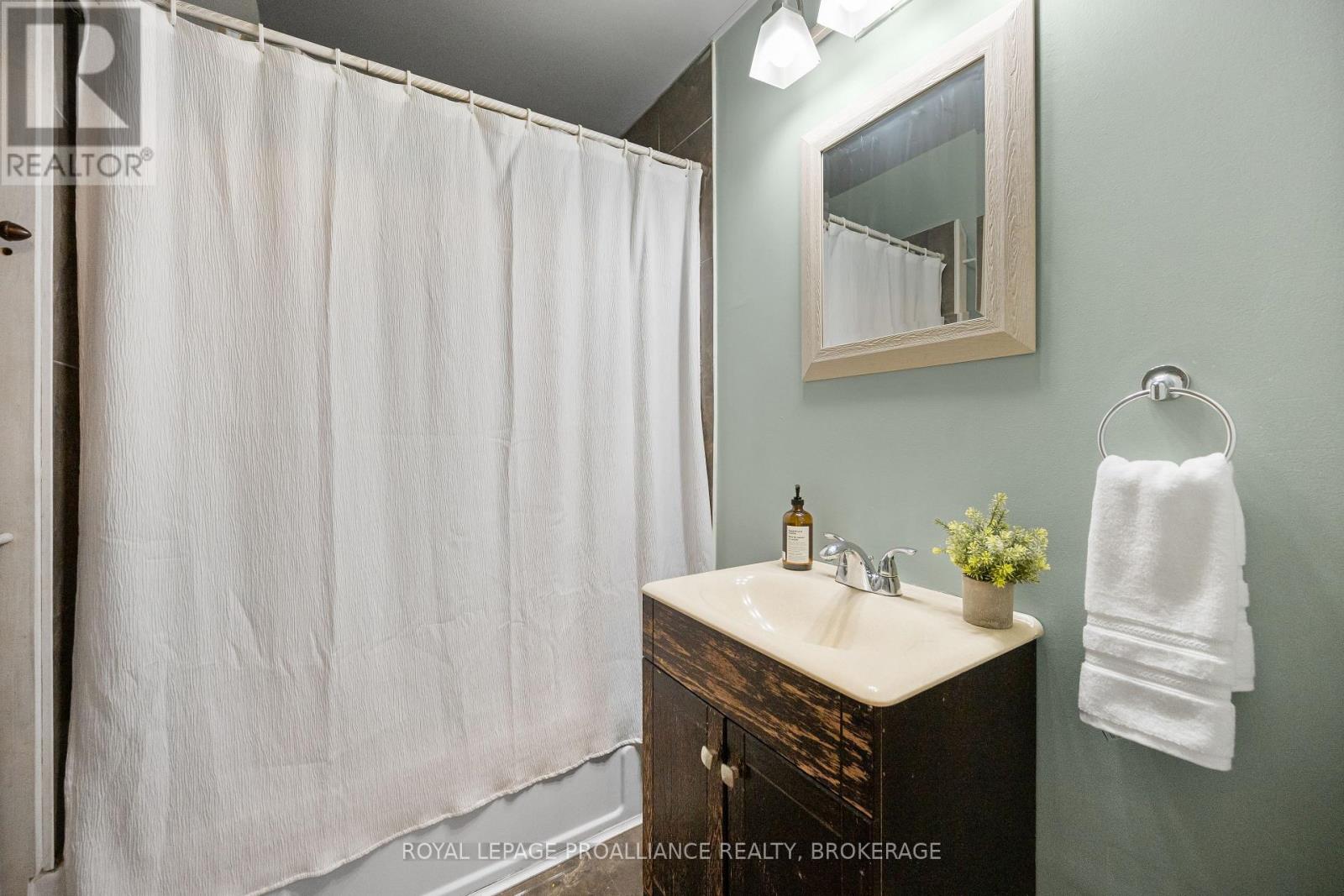 4376 Bellrock Road, Frontenac, Ontario K0H 2W0 - Photo 36 - X12536002