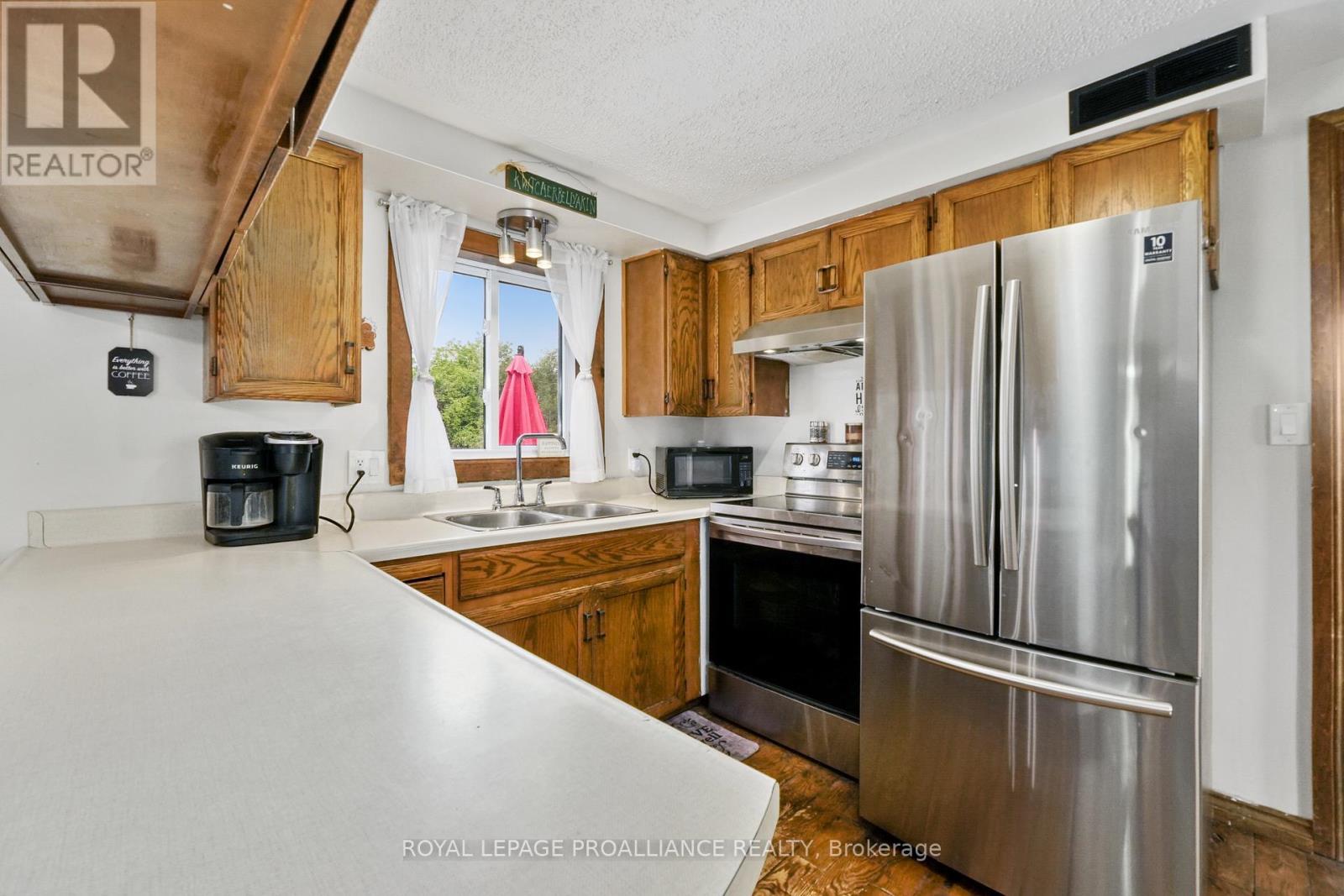 16 Mack Trail, Trent Hills, Ontario K0L 1Z0 - Photo 12 - X12535982