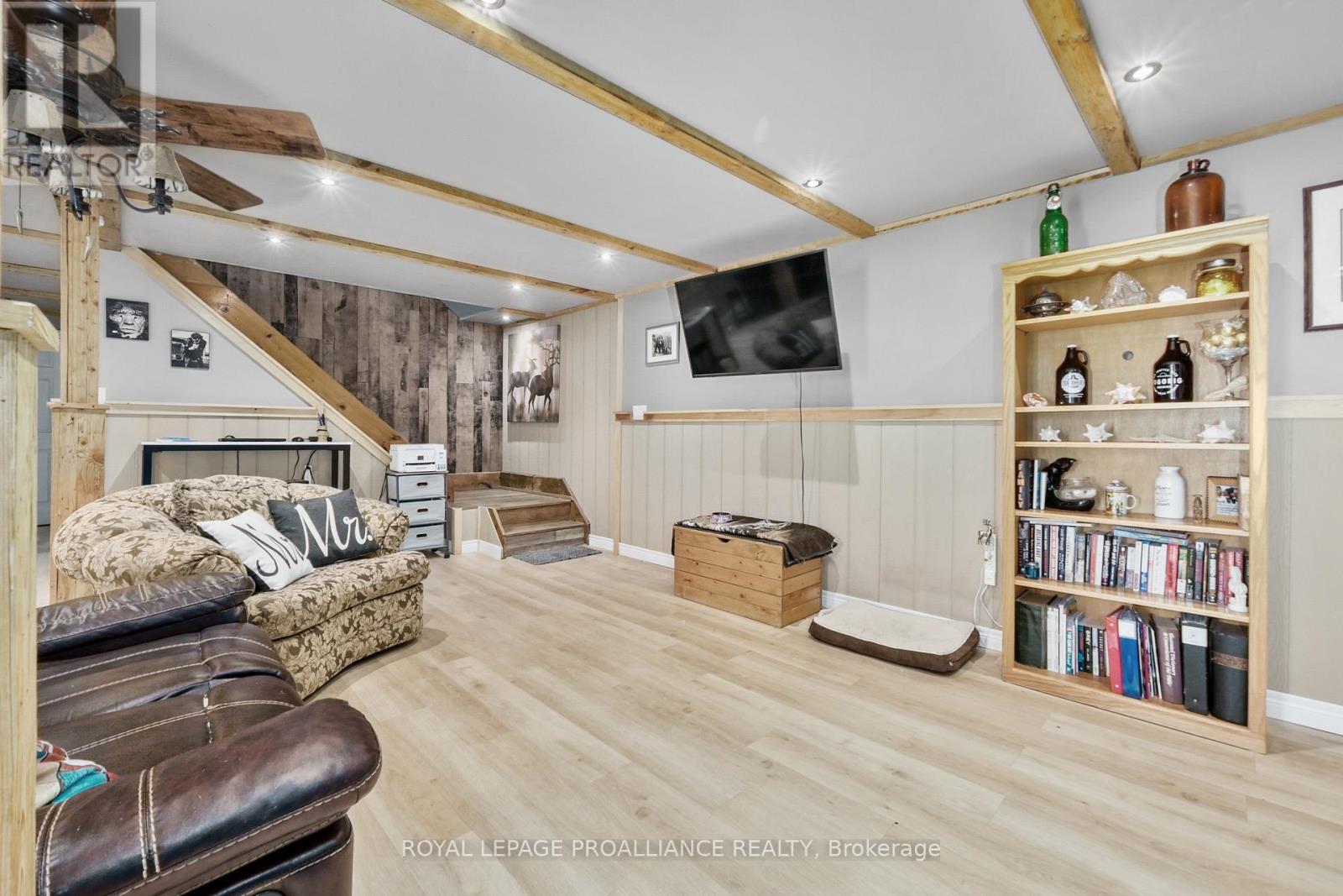 16 Mack Trail, Trent Hills, Ontario K0L 1Z0 - Photo 26 - X12535982