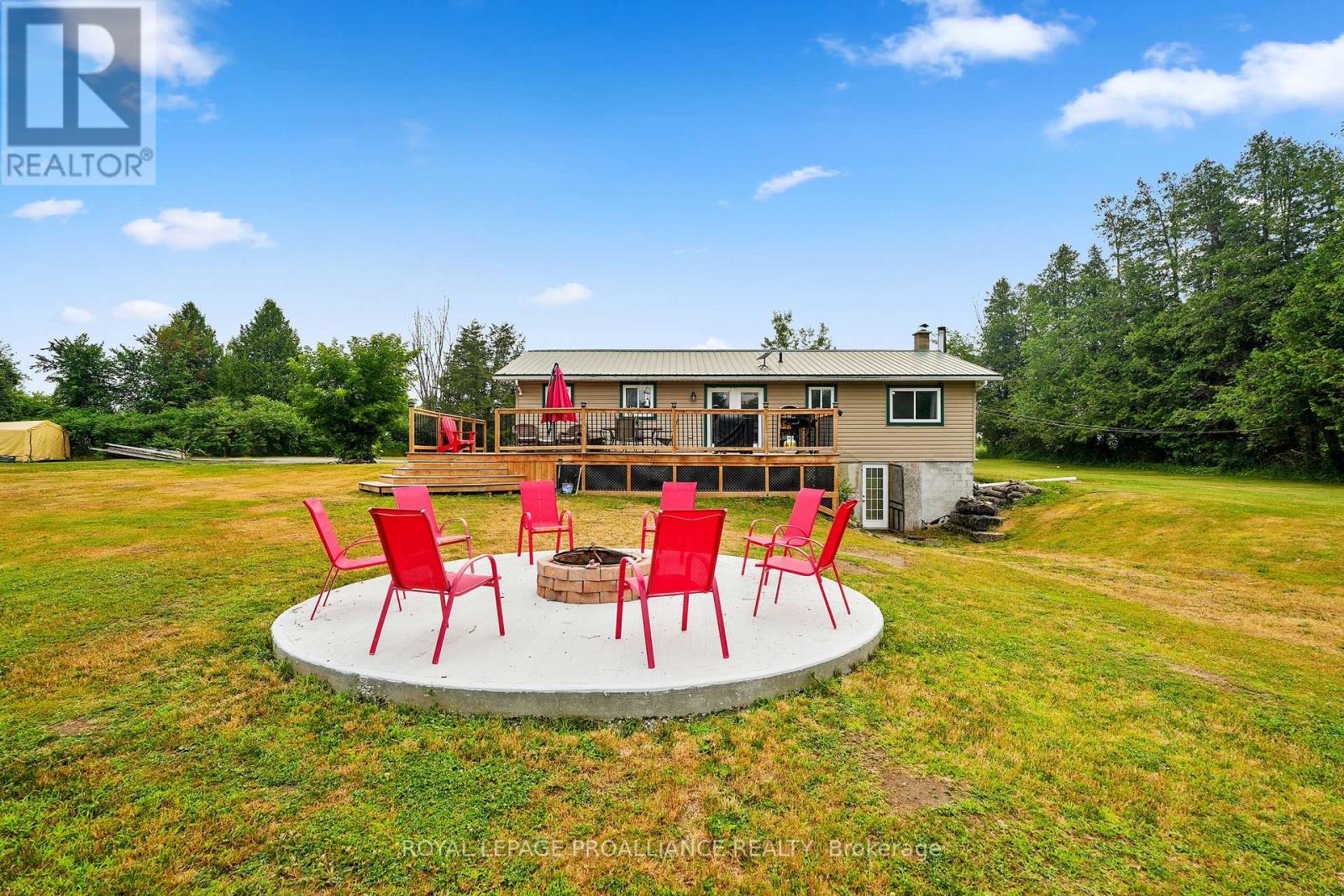 16 Mack Trail, Trent Hills, Ontario K0L 1Z0 - Photo 36 - X12535982