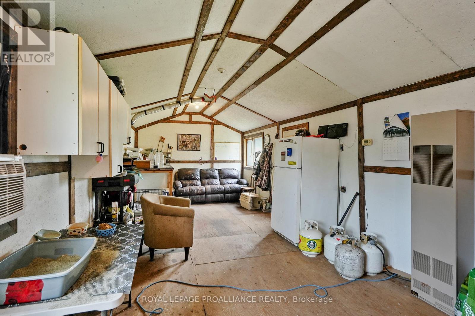 16 Mack Trail, Trent Hills, Ontario K0L 1Z0 - Photo 40 - X12535982