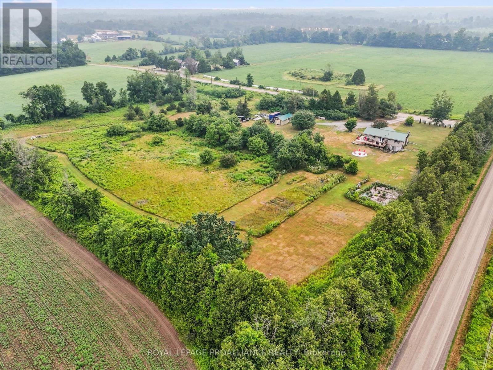 16 Mack Trail, Trent Hills, Ontario K0L 1Z0 - Photo 44 - X12535982