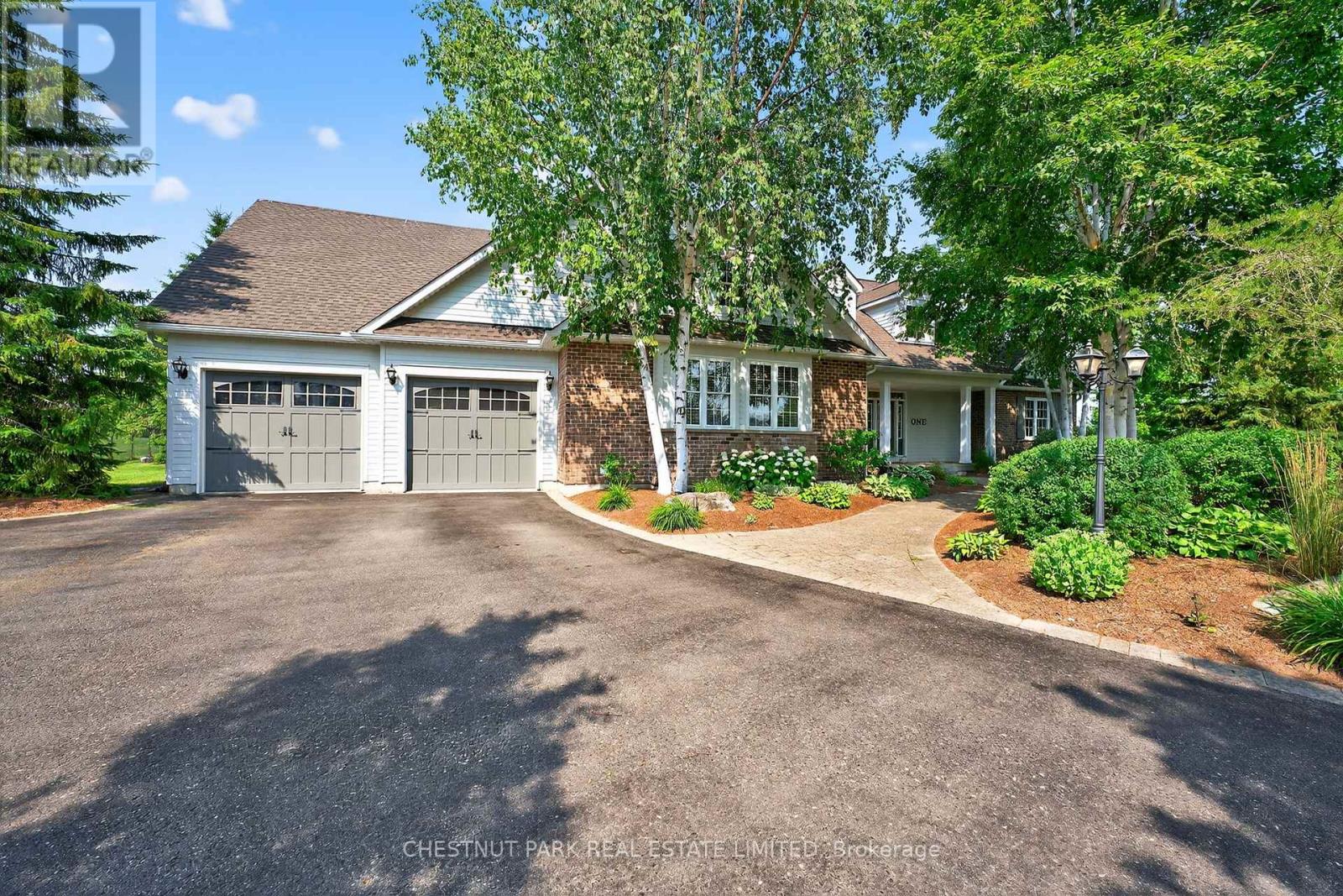 1 ISLAND LAKE ROAD, Mono, Ontario