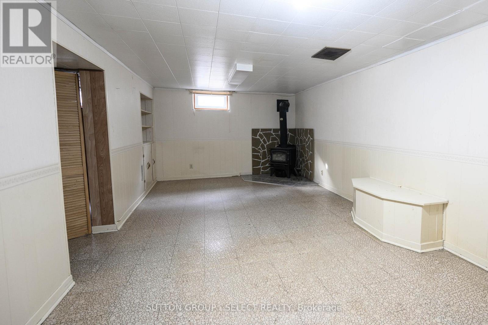 110 Laurentian Drive N, London East, Ontario  N5W 1P2 - Photo 17 - X12536012