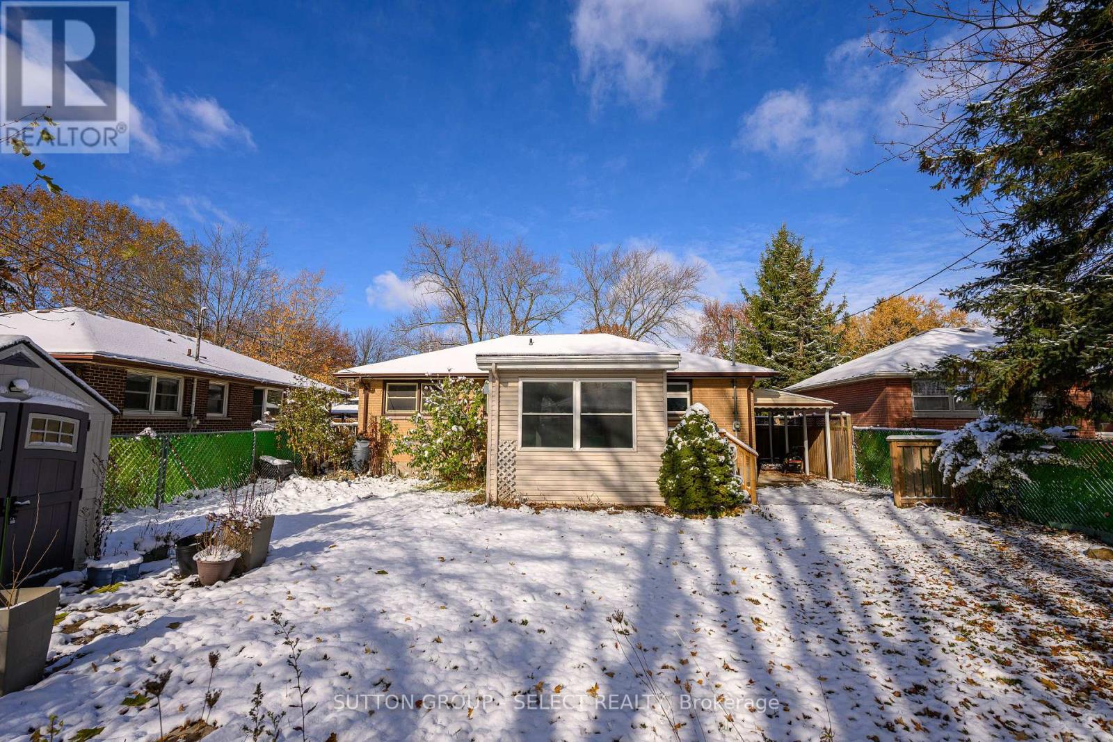 Photo 21 of 21 for 110 Laurentian Drive N