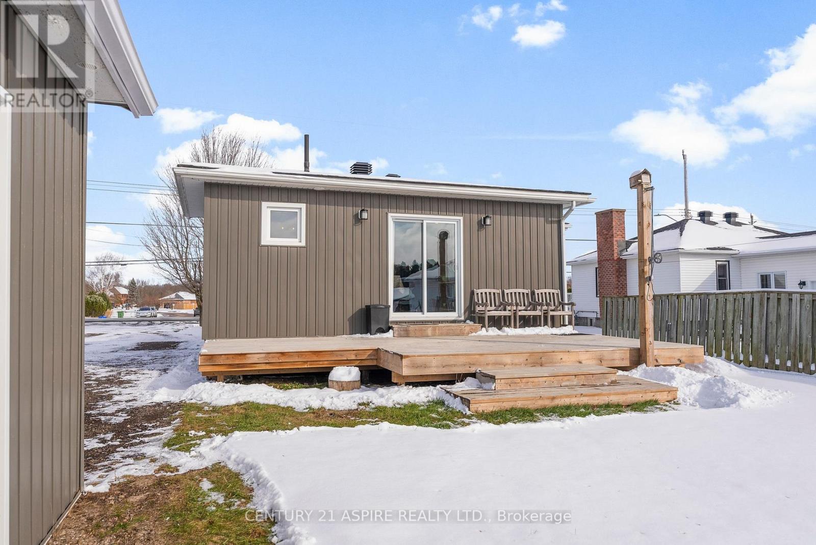 132 Mud Lake Road, Pembroke, Ontario  K8A 6W4 - Photo 36 - X12535984