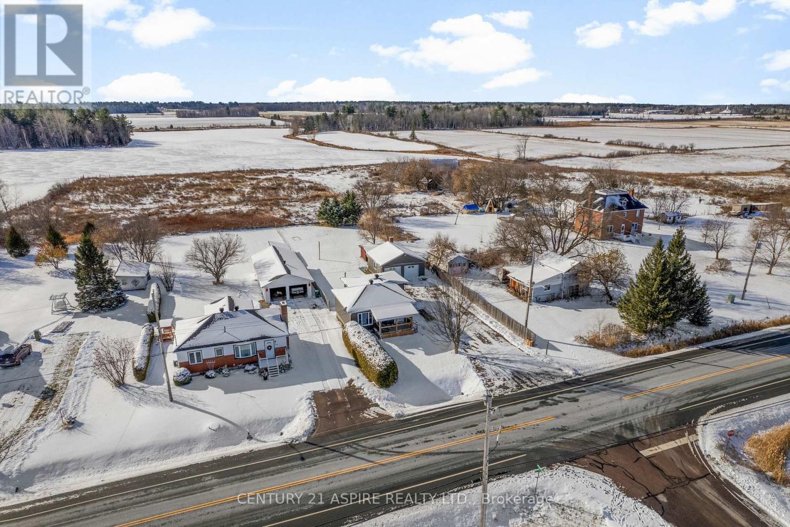 132 Mud Lake Road, Pembroke, Ontario  K8A 6W4 - Photo 7 - X12535984