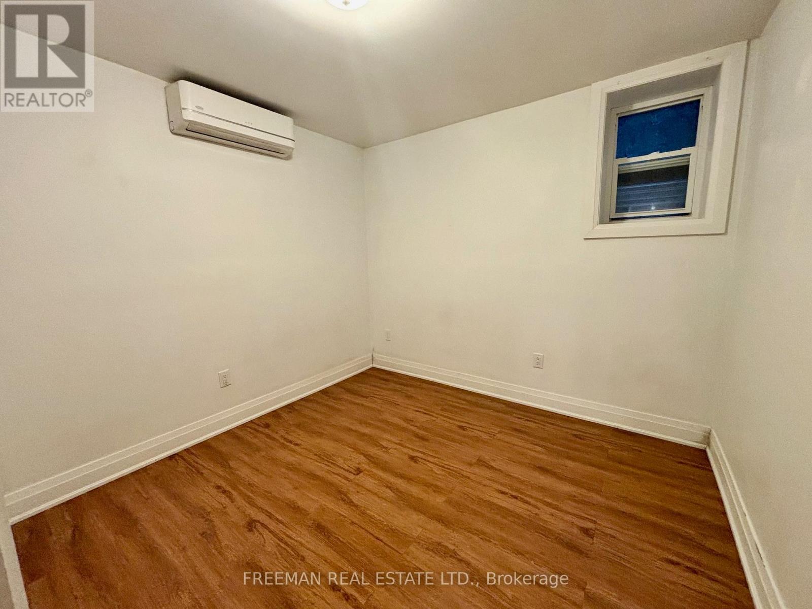 Lower - 340 Howland Avenue, Toronto, Ontario  M5R 3B9 - Photo 8 - C12464031