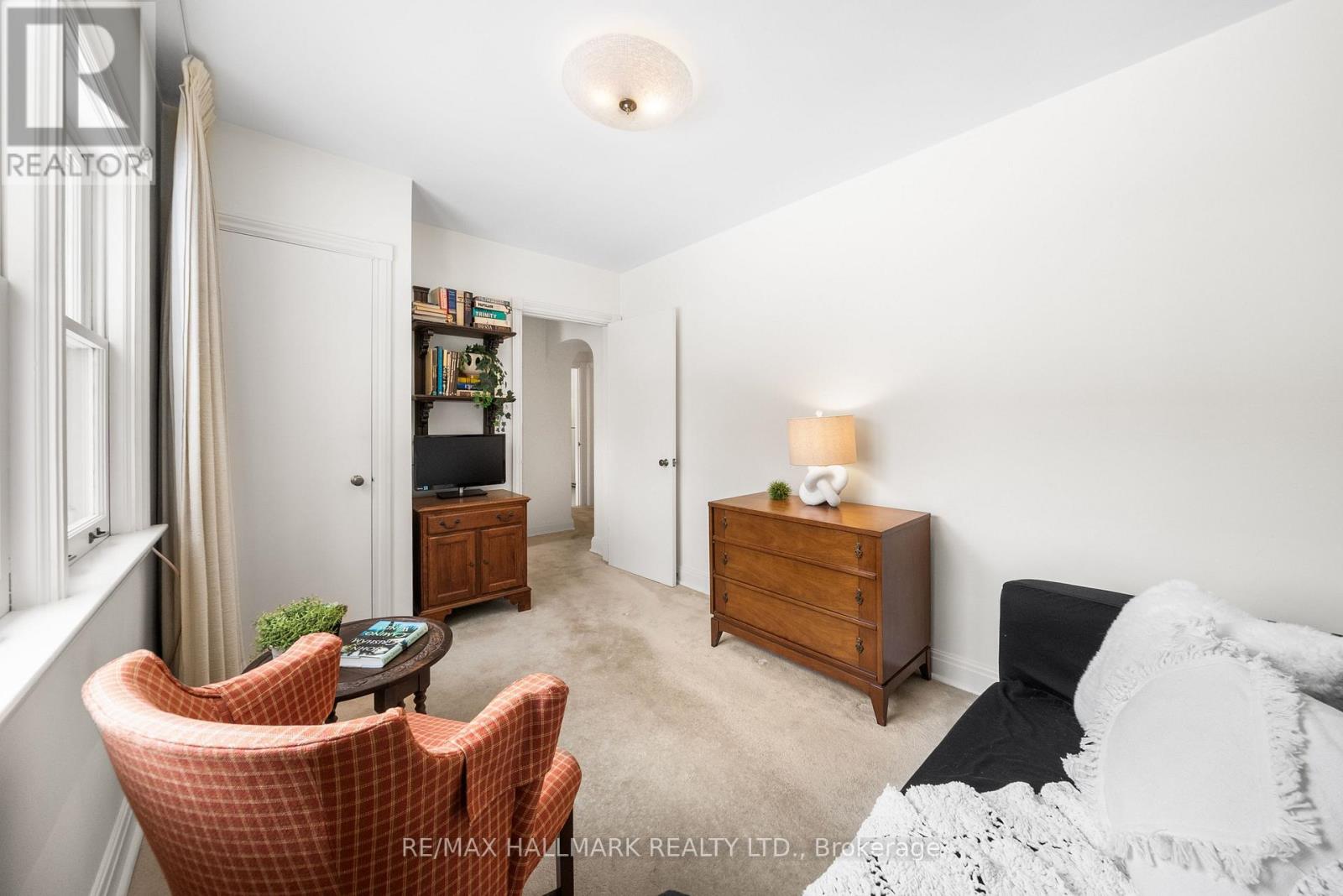 55 Sandringham Drive, Toronto, Ontario  M5M 3G4 - Photo 17 - C12534144