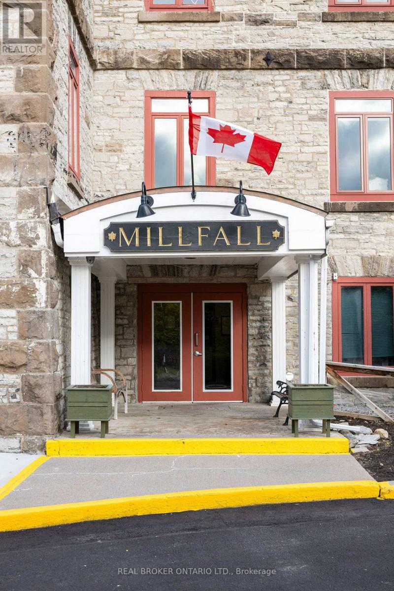 6 - 1 ROSAMOND STREET E, Mississippi Mills, Ontario