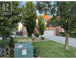 325 VELLORE AVENUE, Vaughan, Ontario