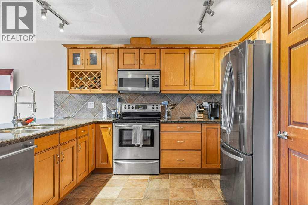 301, 150 Crossbow Place, Canmore, Alberta  T1W 3H5 - Photo 4 - A2253771