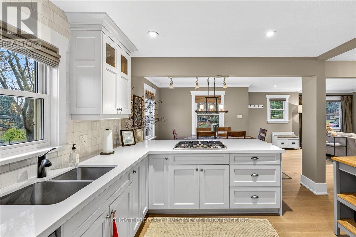 75 Dundonald Street N, Barrie, Ontario  L4M 3T2 - Photo 16 - S12514686