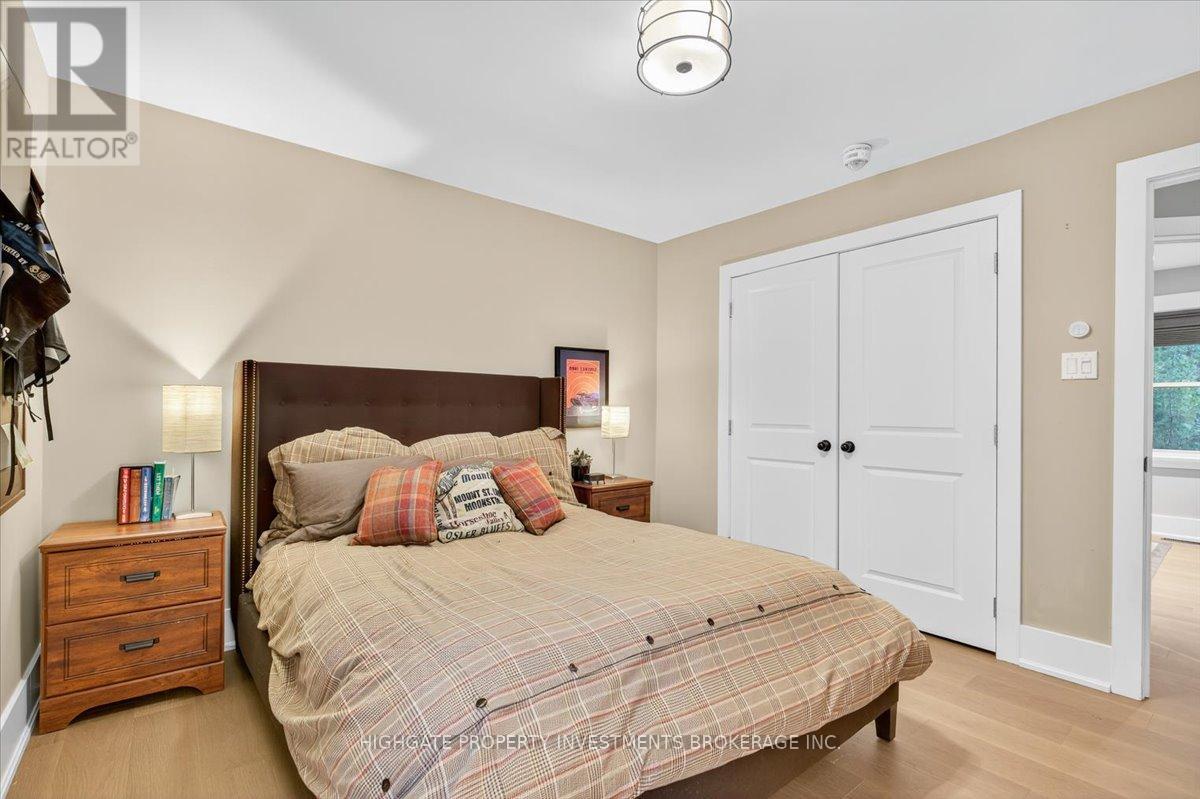 75 Dundonald Street N, Barrie, Ontario  L4M 3T2 - Photo 21 - S12514686