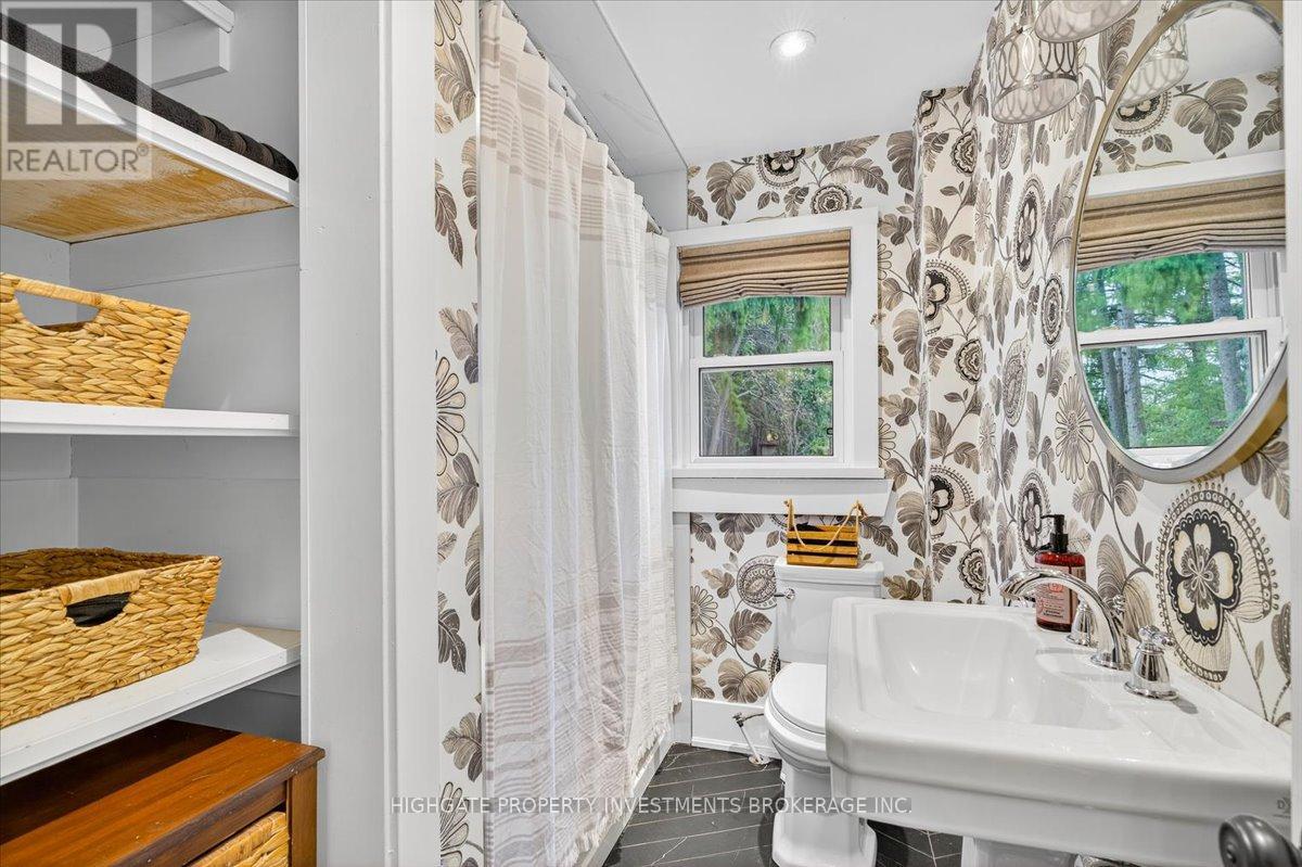 75 Dundonald Street N, Barrie, Ontario  L4M 3T2 - Photo 25 - S12514686