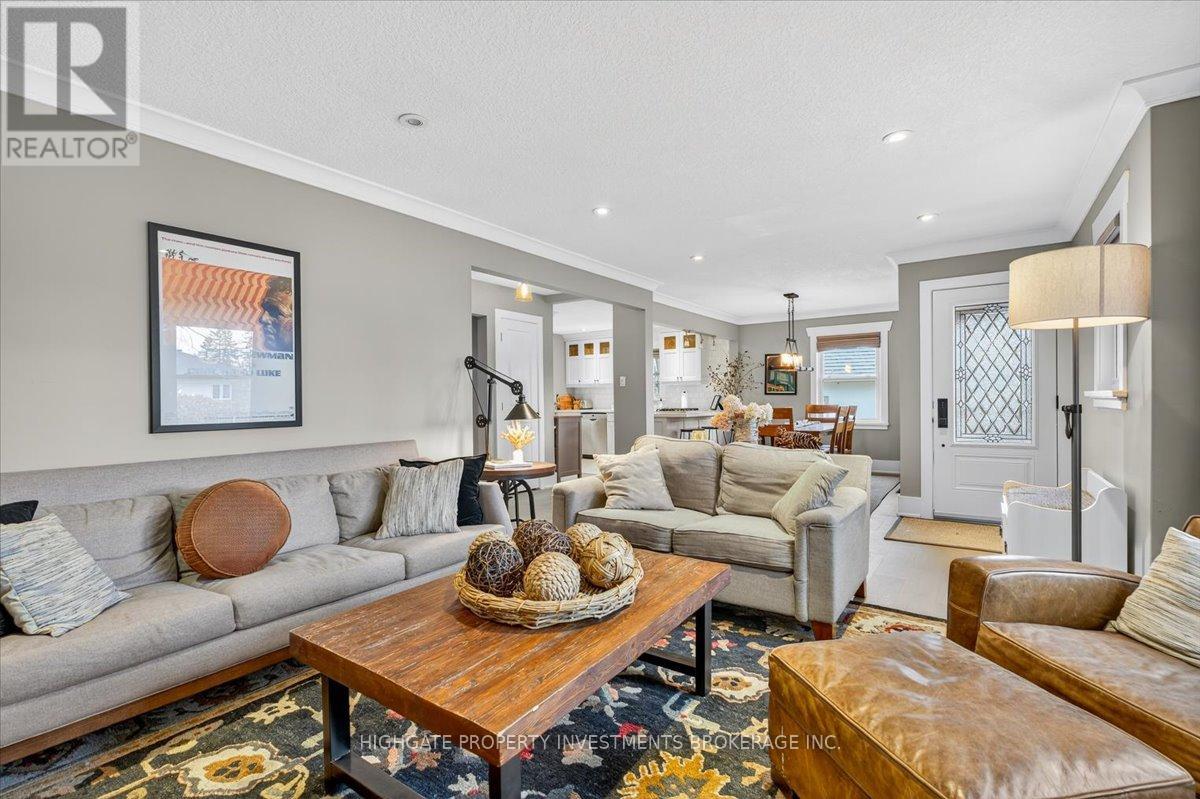 75 Dundonald Street N, Barrie, Ontario  L4M 3T2 - Photo 6 - S12514686