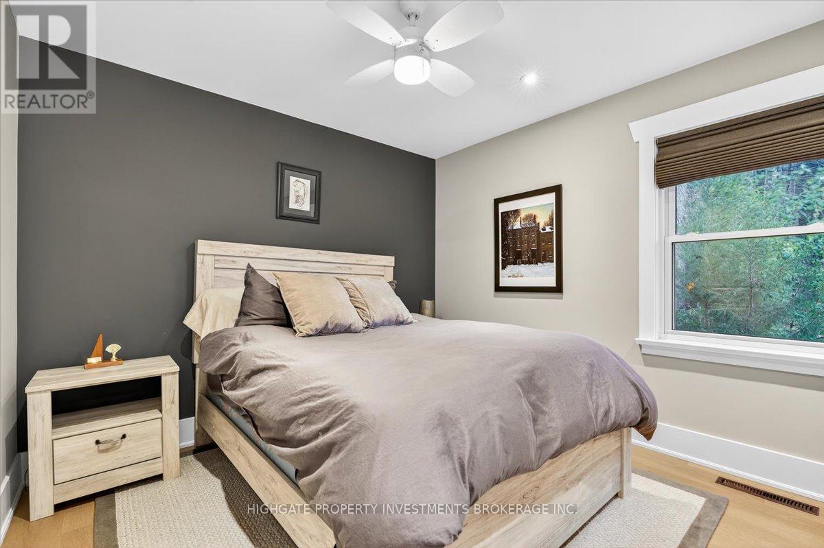 75 Dundonald Street N, Barrie, Ontario  L4M 3T2 - Photo 22 - S12514686