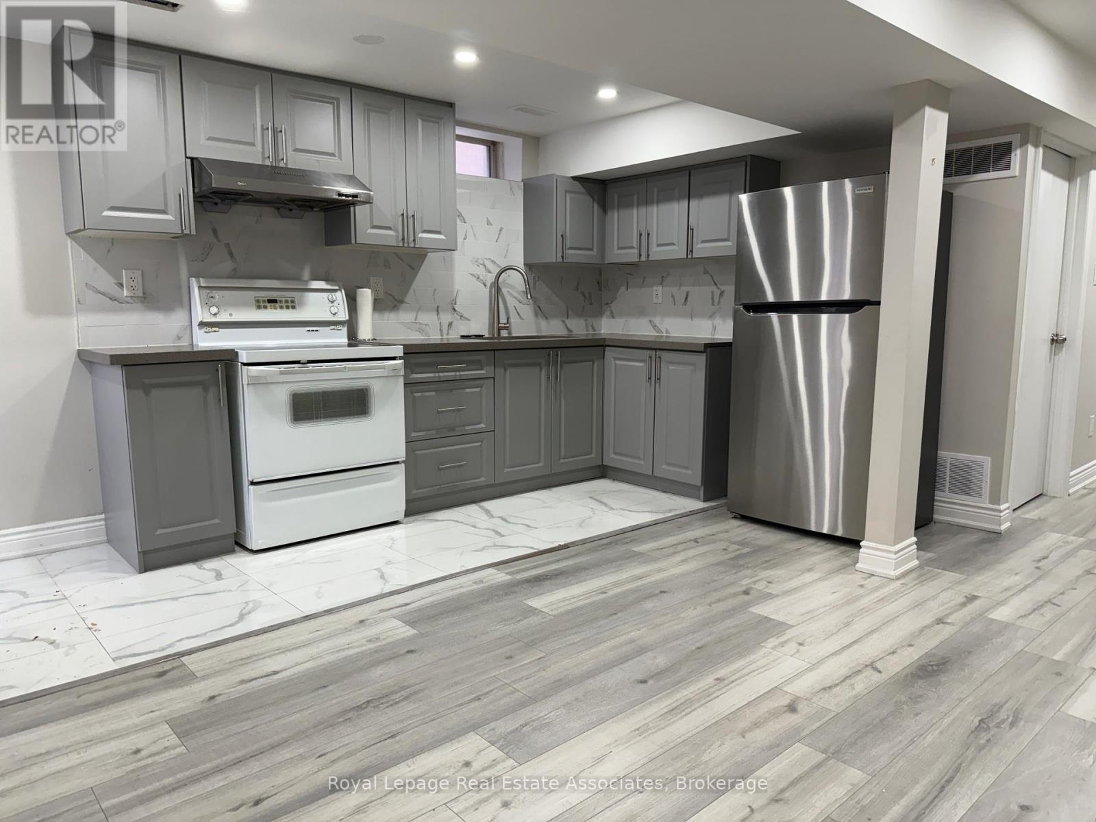 Basement - 6978 Tassel Crescent, Mississauga, Ontario  L5W 1G7 - Photo 14 - W12483552