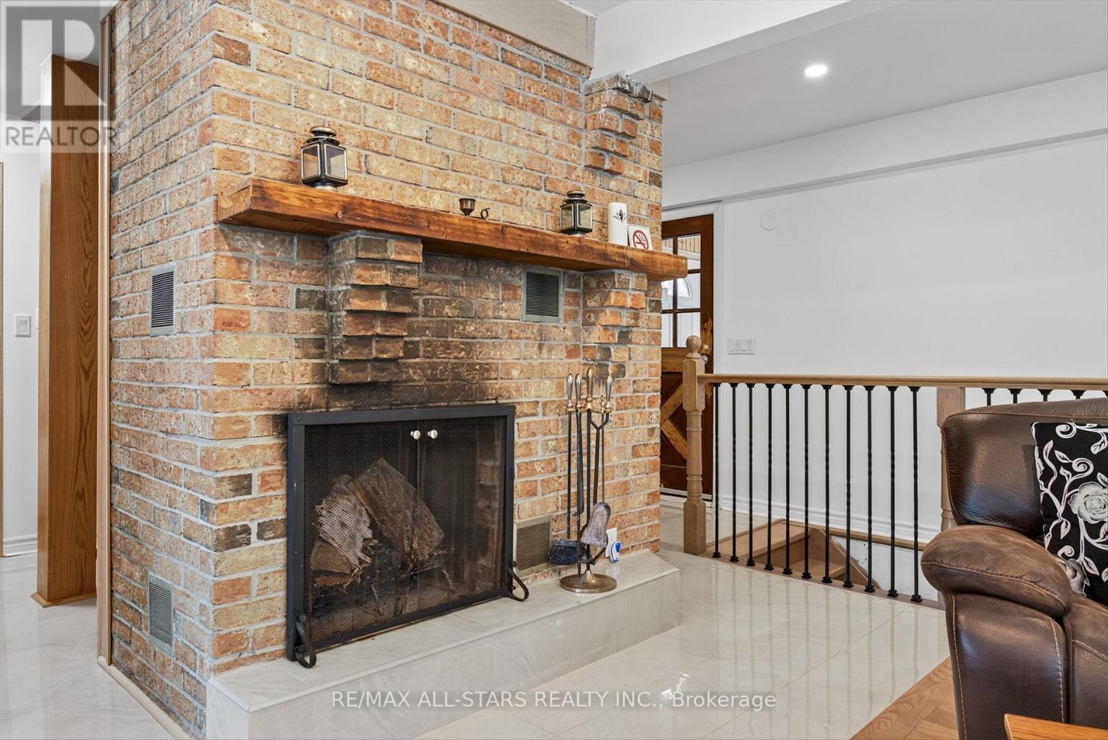 32 Hargrave Road, Kawartha Lakes, Ontario K0M 2B0 - Photo 13 - X12535800