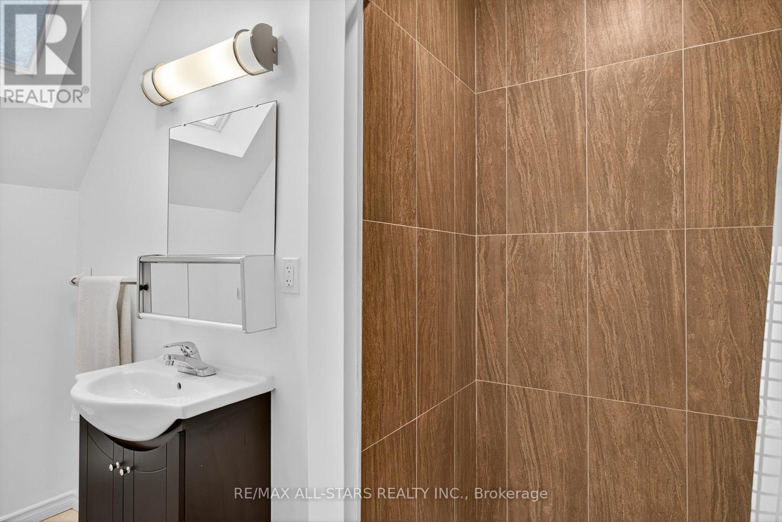 32 Hargrave Road, Kawartha Lakes, Ontario K0M 2B0 - Photo 27 - X12535800