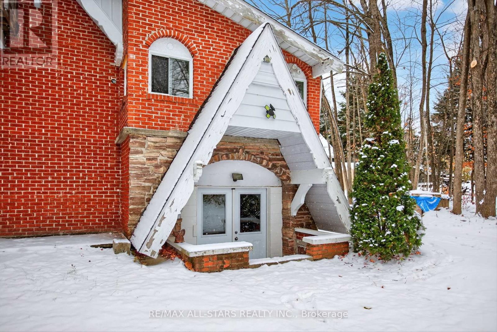 32 Hargrave Road, Kawartha Lakes, Ontario K0M 2B0 - Photo 6 - X12535800