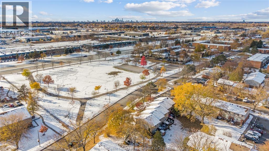 2888 Meadwobrook Lane Unit# 44, Windsor, Ontario  N8T 3C3 - Photo 28 - 25028336