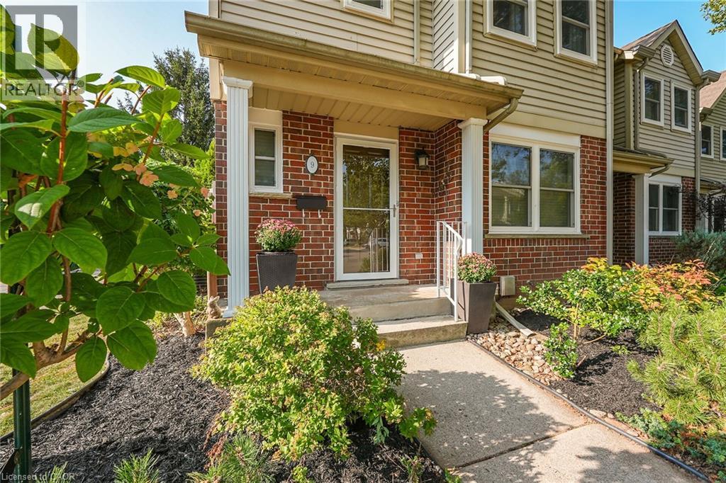 55 Kerman Avenue Unit# 9, Grimsby, Ontario  L3M 5G1 - Photo 2 - 40787675