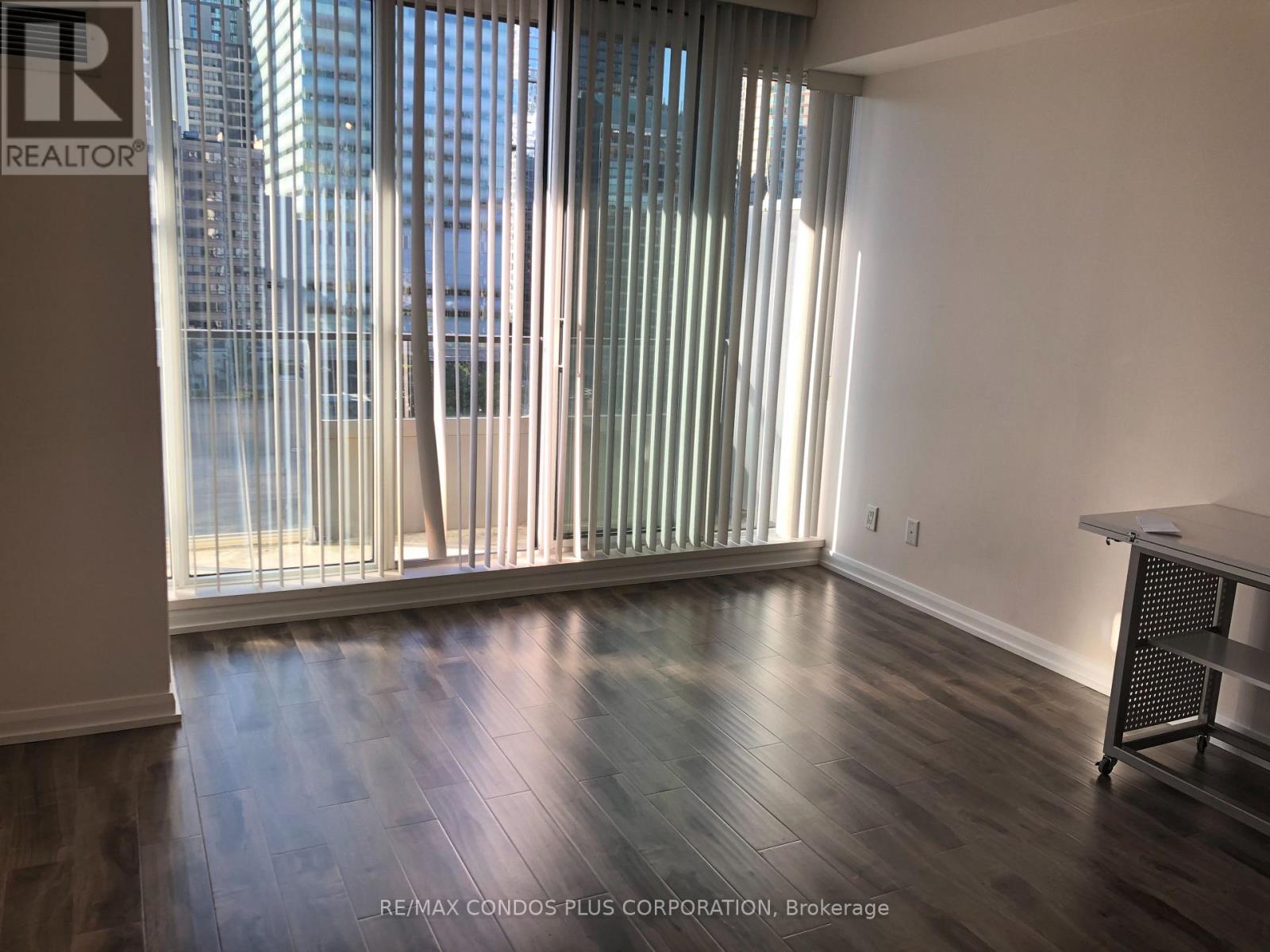 1730 - 111 Elizabeth Street, Toronto, Ontario  M5G 1P7 - Photo 6 - C12391731