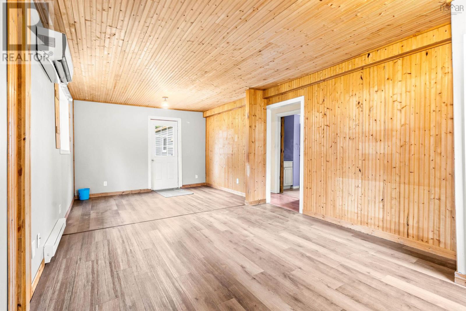 8252 Highway 1, Ardoise, Nova Scotia  B0N 1L0 - Photo 12 - 202524638