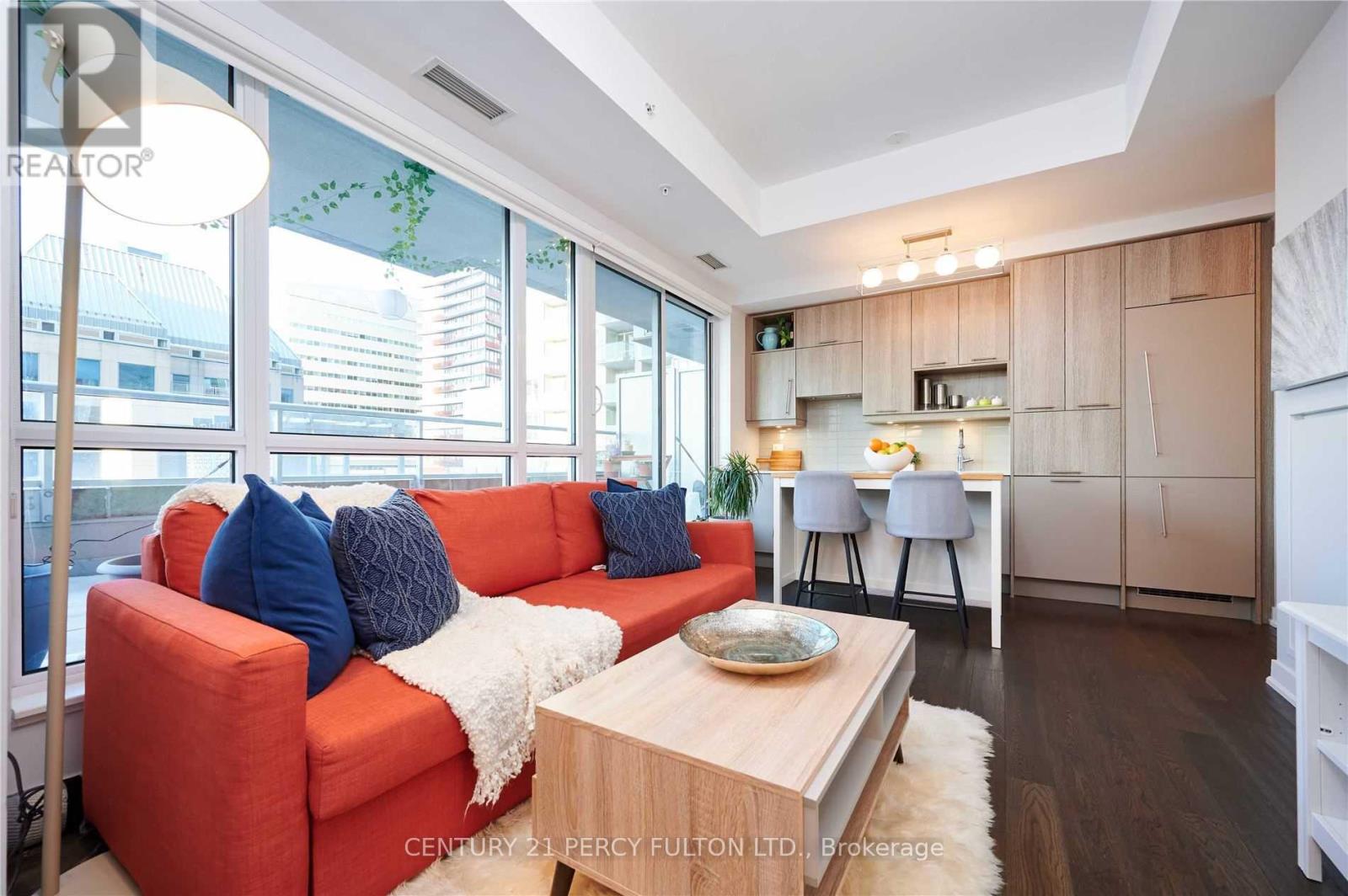 901 - 30 Nelson Street, Toronto, Ontario  M5V 0H5 - Photo 8 - C12536030