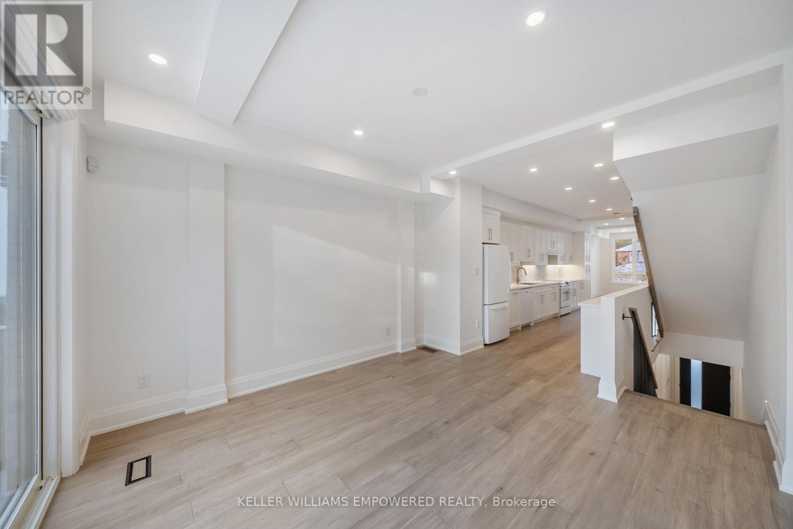 4 Leafield Drive, Toronto, Ontario  M1W 2T2 - Photo 12 - E12535946