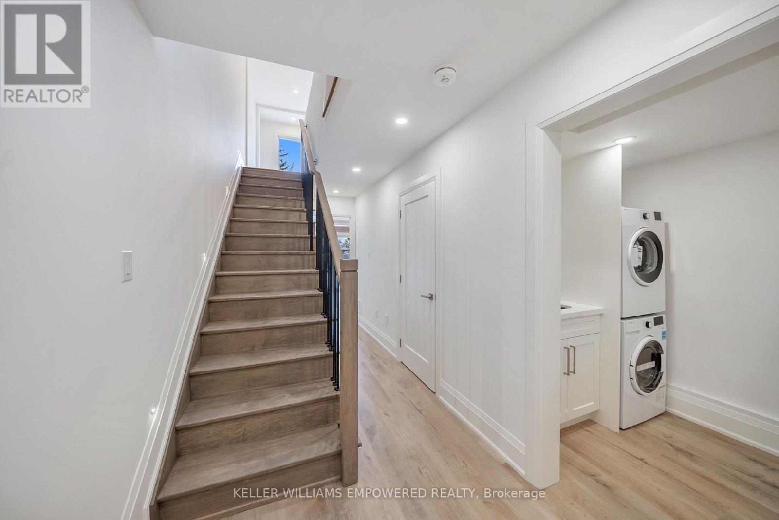 4 Leafield Drive, Toronto, Ontario  M1W 2T2 - Photo 4 - E12535946