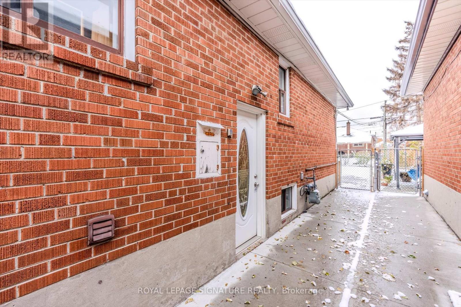 Bsmt - 10 Dalecliff Crescent, Toronto, Ontario  M1R 3L5 - Photo 18 - E12536020