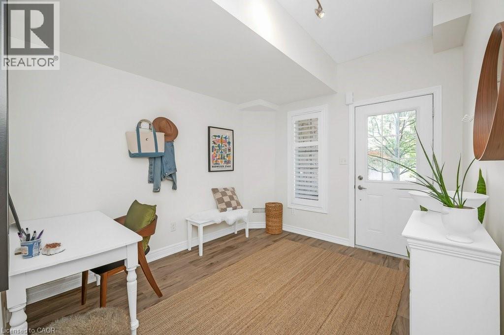 Property at 624 FORGETT Common image 5