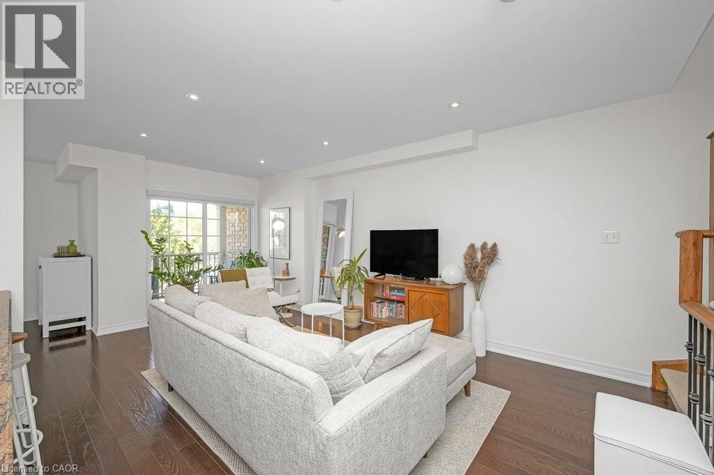 624 Forgett Common, Burlington, Ontario L7L 0C5 - Photo 9 - 40768384