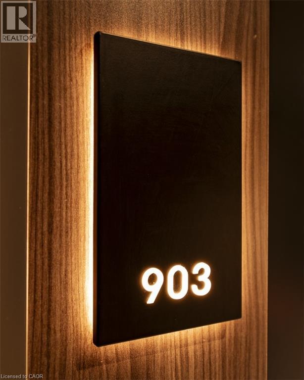 5 WELLINGTON Street S, Kitchener, Ontario