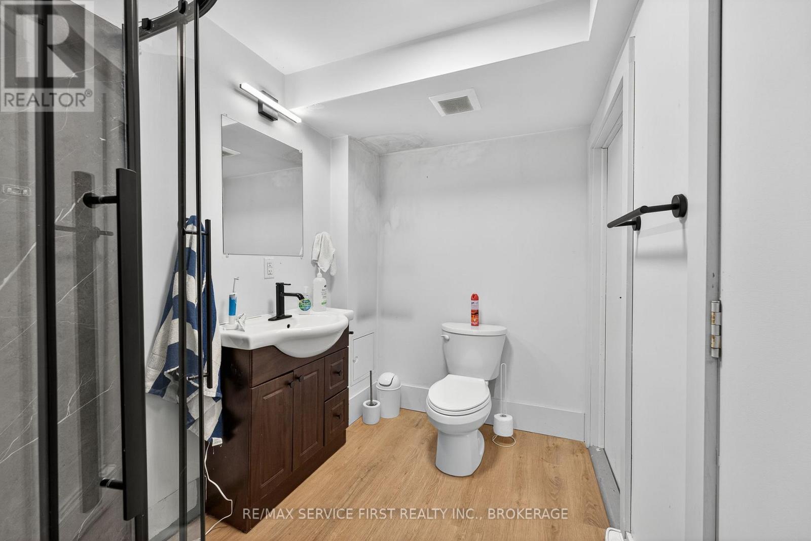 15 Foster Street, Kingston, Ontario K7M 6L2 - Photo 25 - X12536190