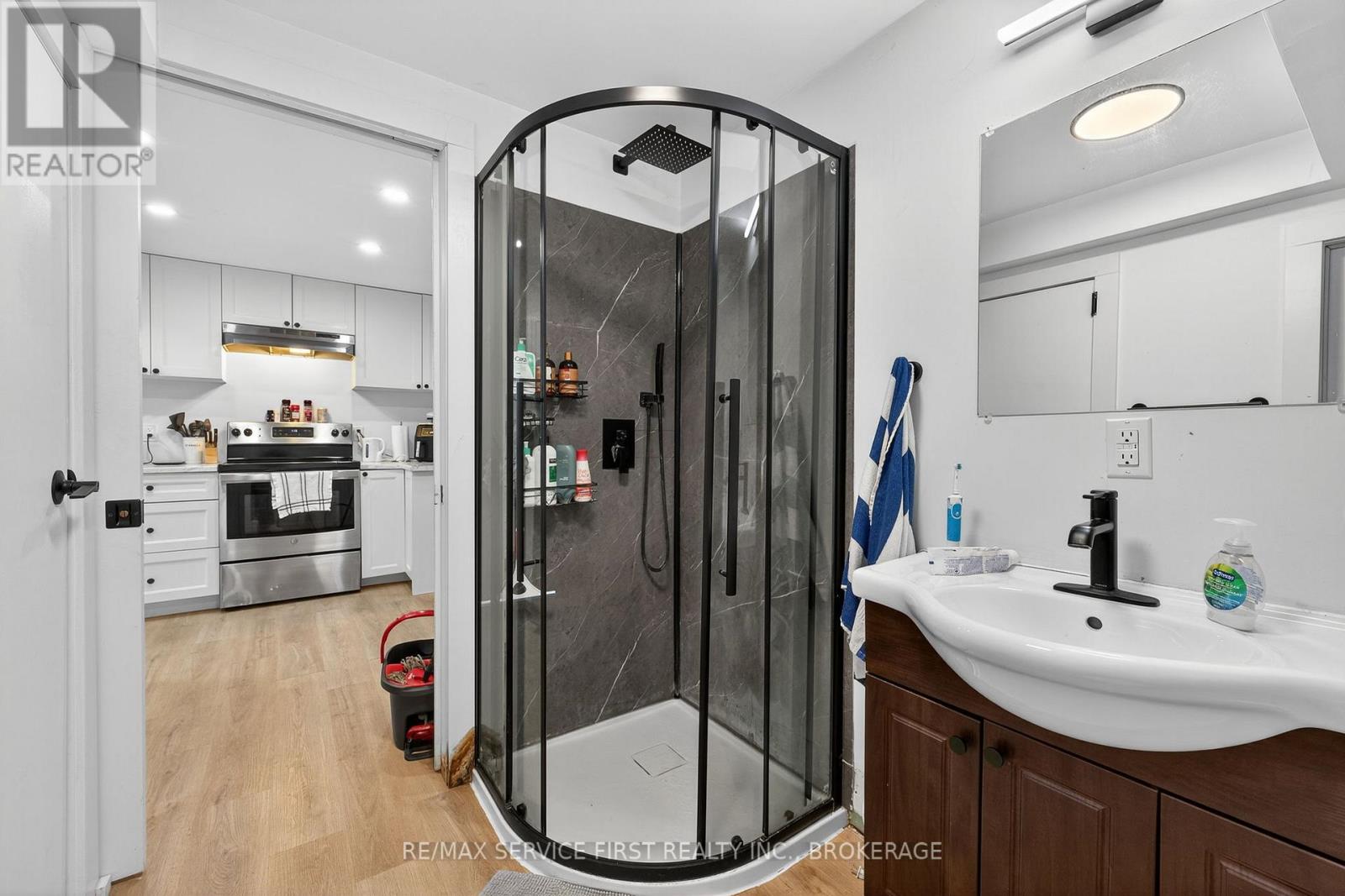 15 Foster Street, Kingston, Ontario K7M 6L2 - Photo 26 - X12536190