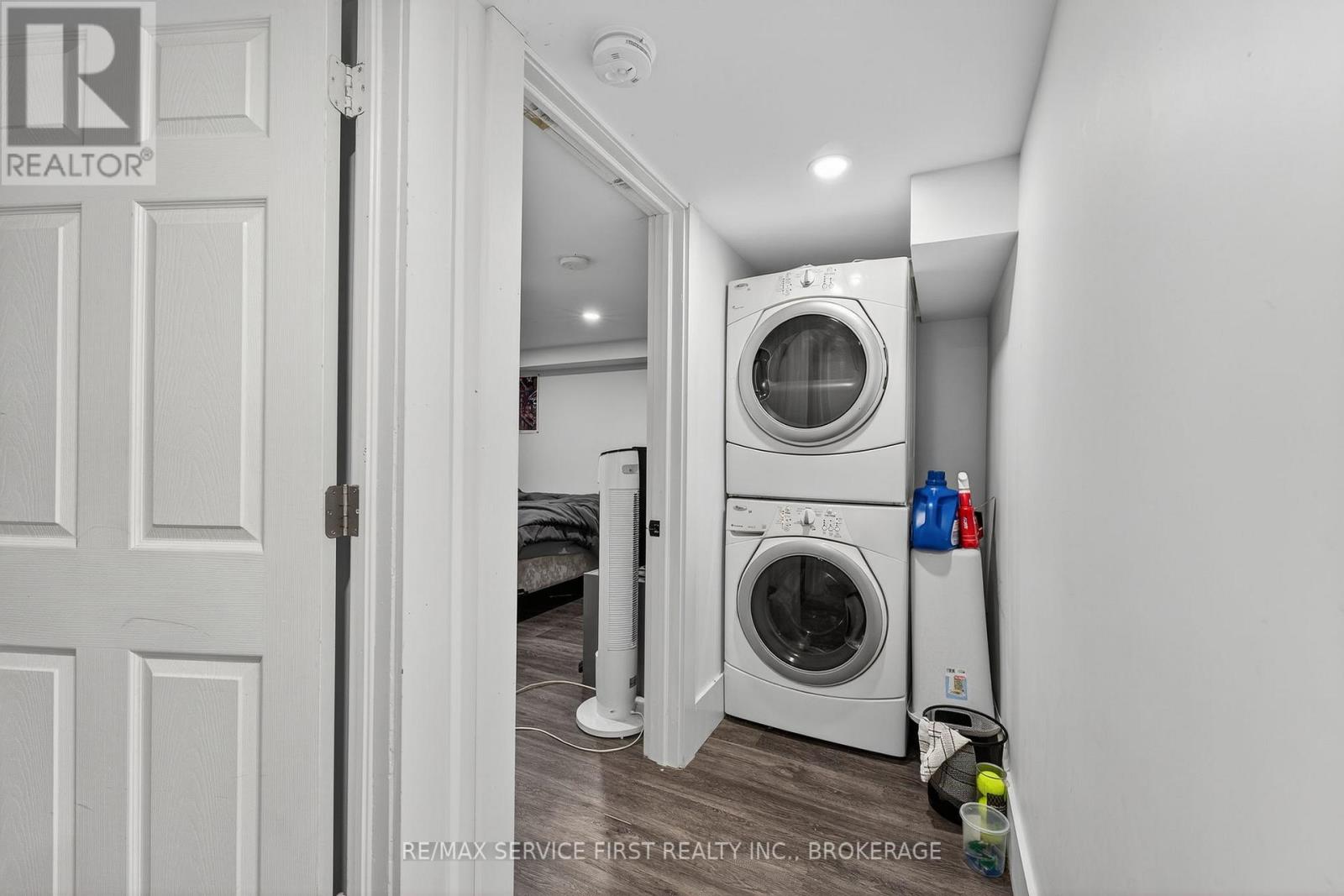 15 Foster Street, Kingston, Ontario K7M 6L2 - Photo 27 - X12536190