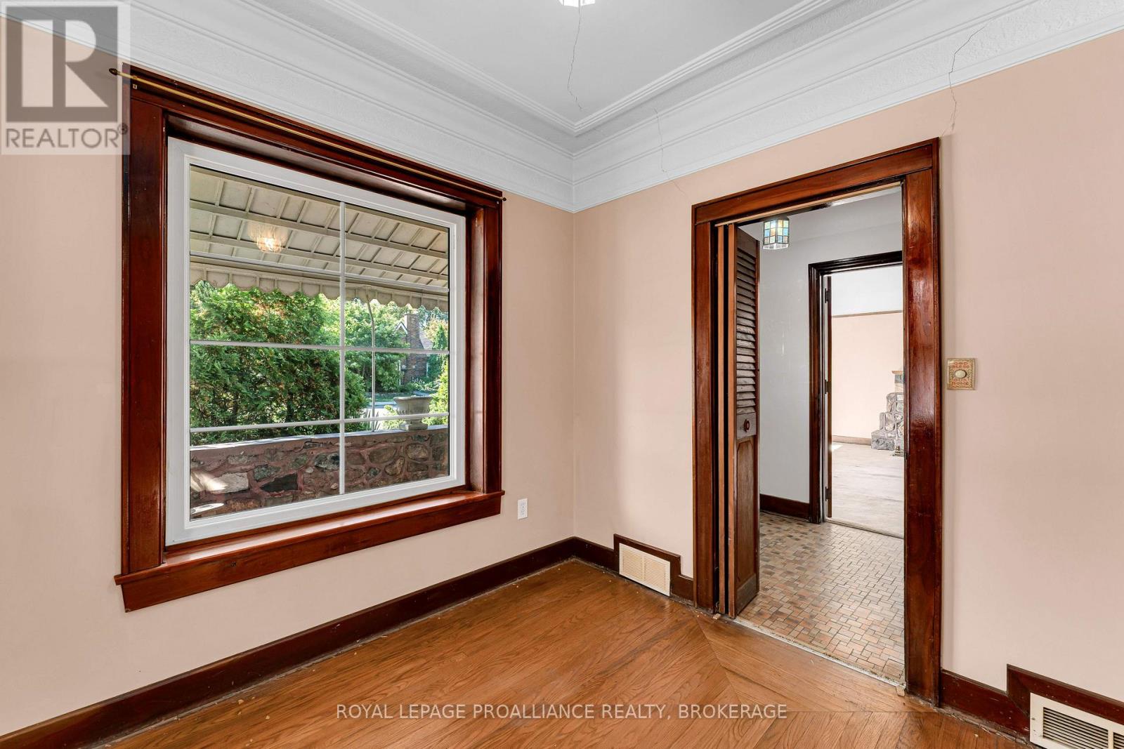 235 Park Street, Kingston, Ontario  K7L 1K4 - Photo 21 - X12536220