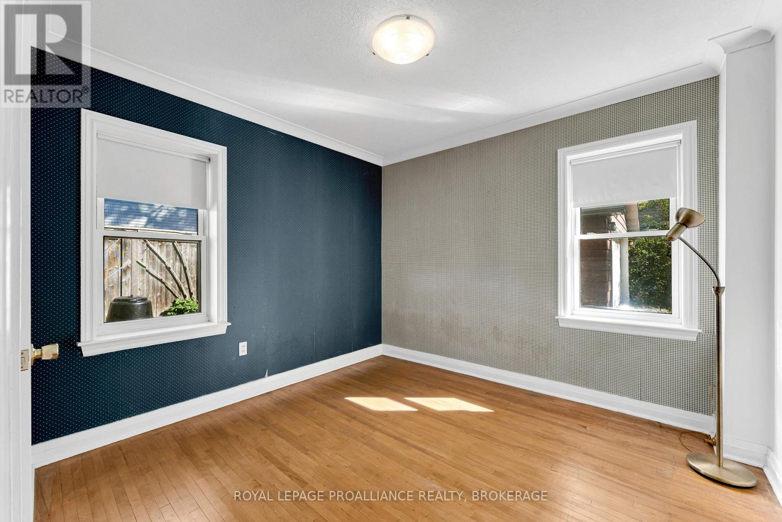 235 Park Street, Kingston, Ontario  K7L 1K4 - Photo 26 - X12536220