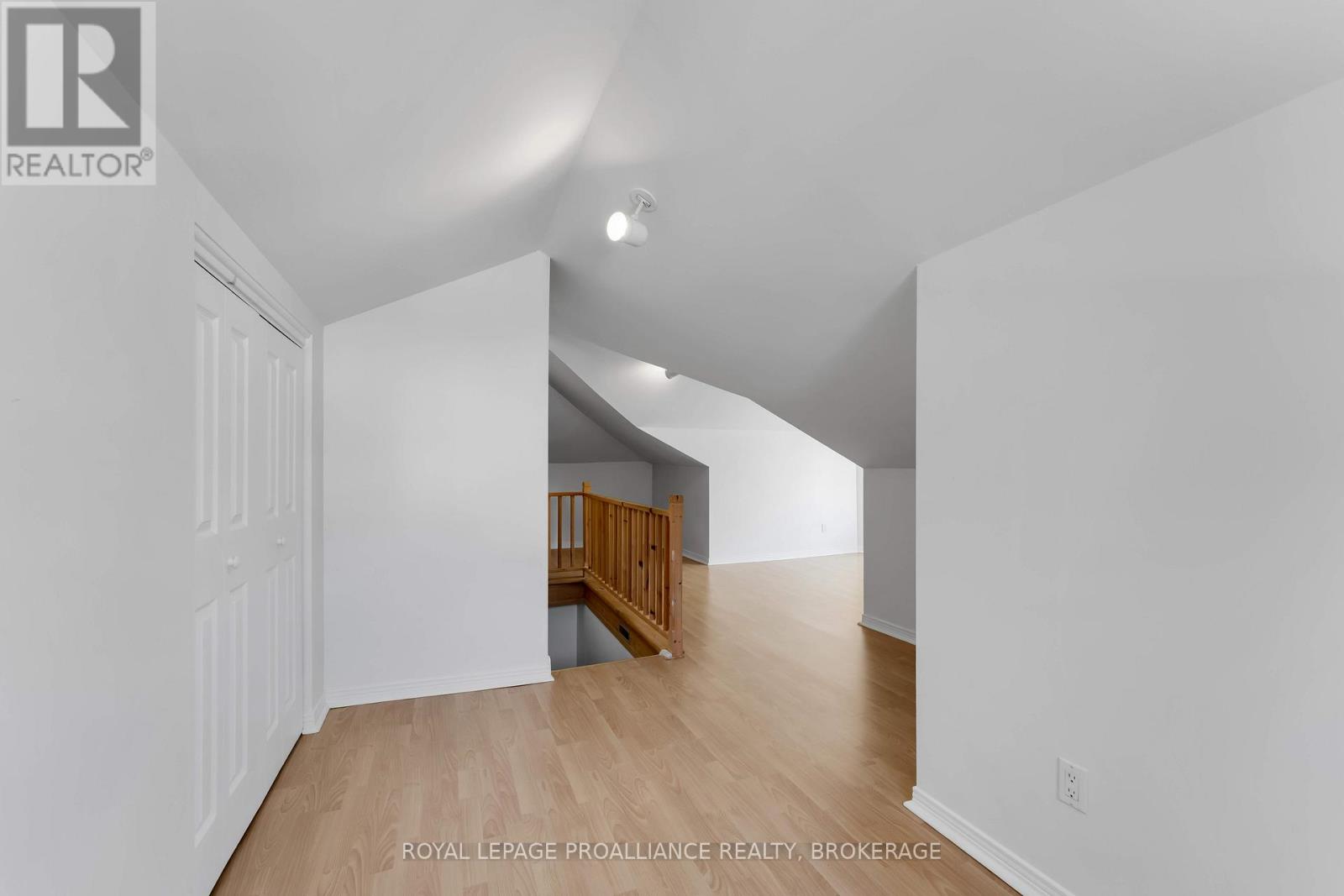 235 Park Street, Kingston, Ontario  K7L 1K4 - Photo 31 - X12536220