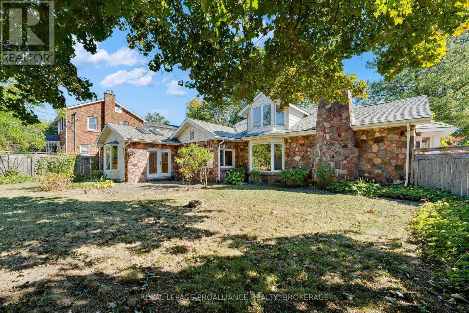 235 Park Street, Kingston, Ontario  K7L 1K4 - Photo 41 - X12536220