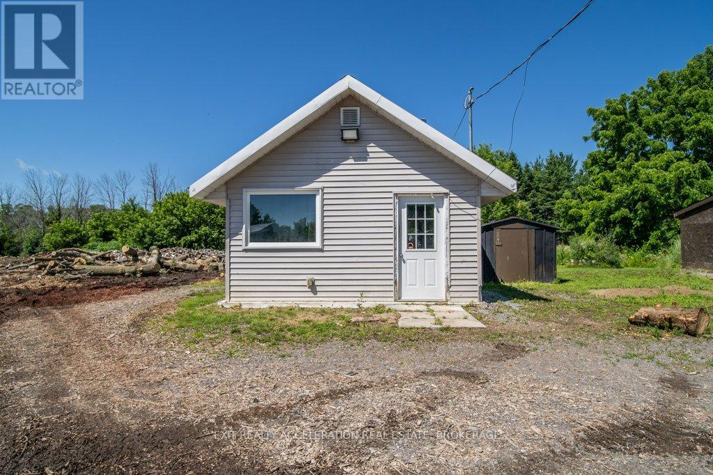 71 Goodyear Road, Greater Napanee, Ontario  K7R 3L2 - Photo 22 - X12536270