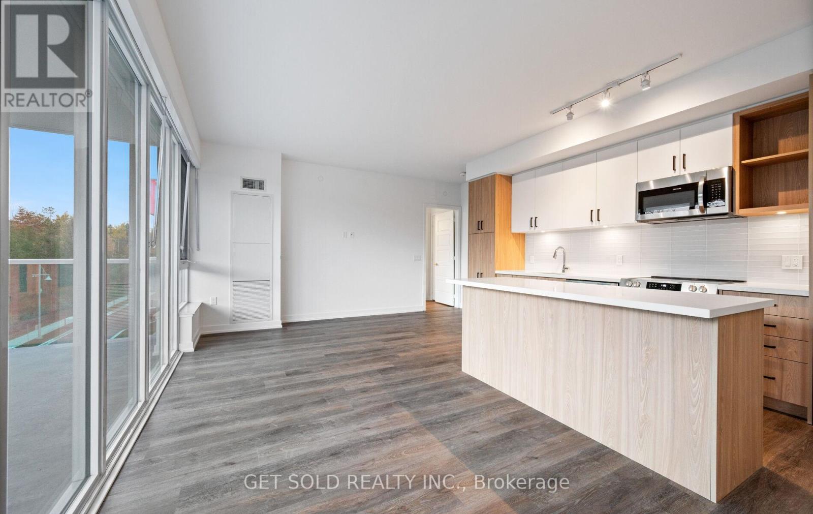 415 - 333 Sunseeker Avenue, Innisfil, Ontario  L9S 0R6 - Photo 6 - N12535930