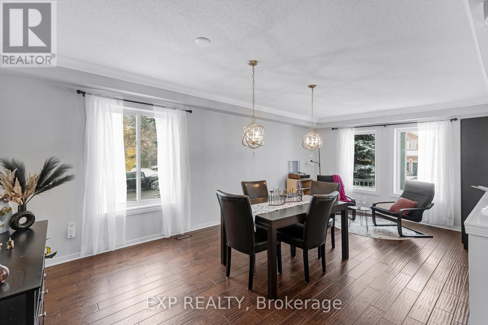 35 Viscount Way, East Gwillimbury (Mt Albert), Ontario  L0G 1M0 - Photo 16 - N12535934