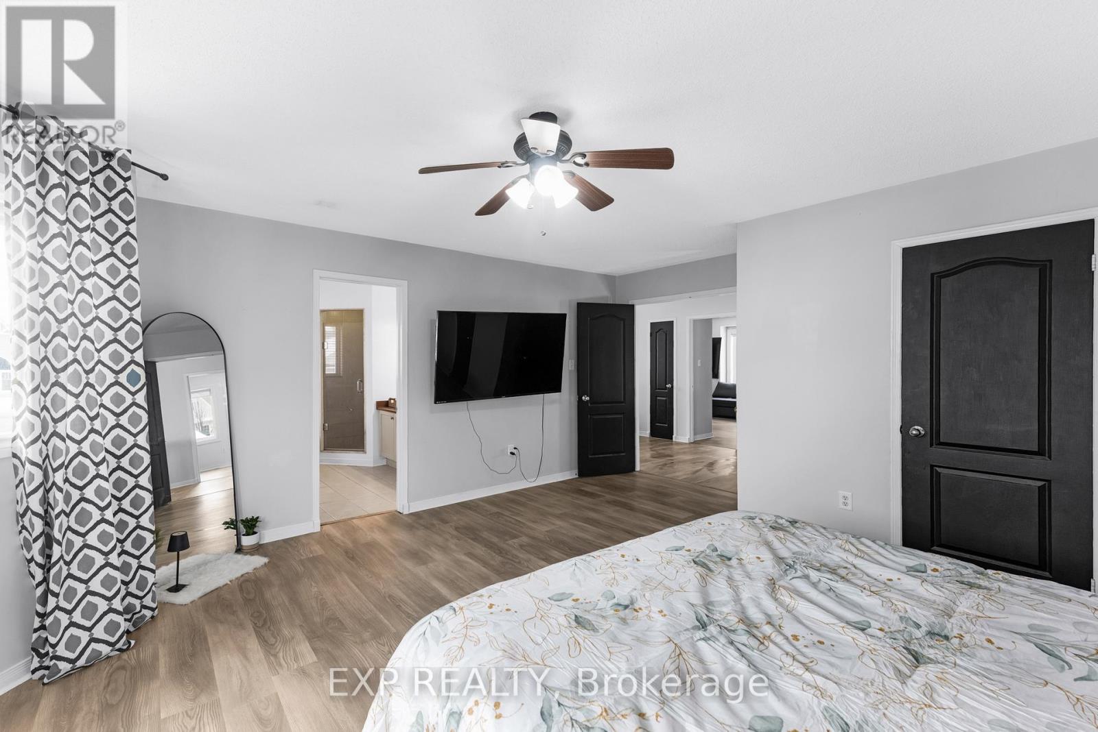 35 Viscount Way, East Gwillimbury (Mt Albert), Ontario  L0G 1M0 - Photo 26 - N12535934