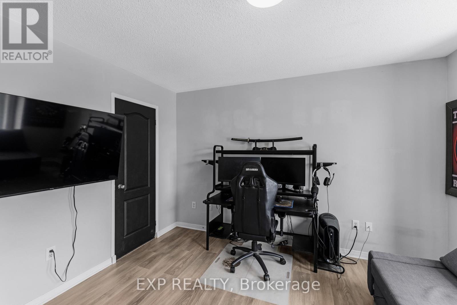 35 Viscount Way, East Gwillimbury (Mt Albert), Ontario  L0G 1M0 - Photo 33 - N12535934