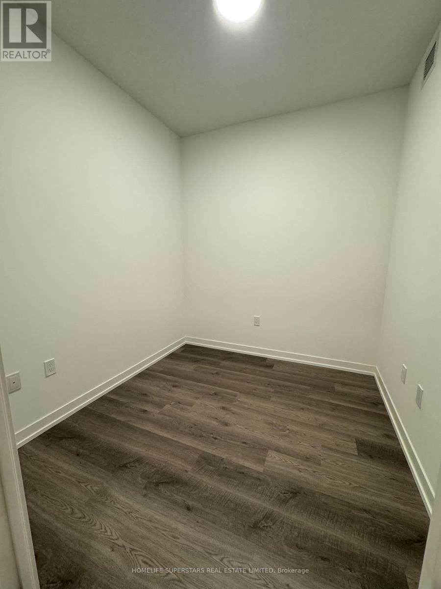 908 - 8 Interchange Way, Vaughan, Ontario  L4K 5Z7 - Photo 17 - N12535944