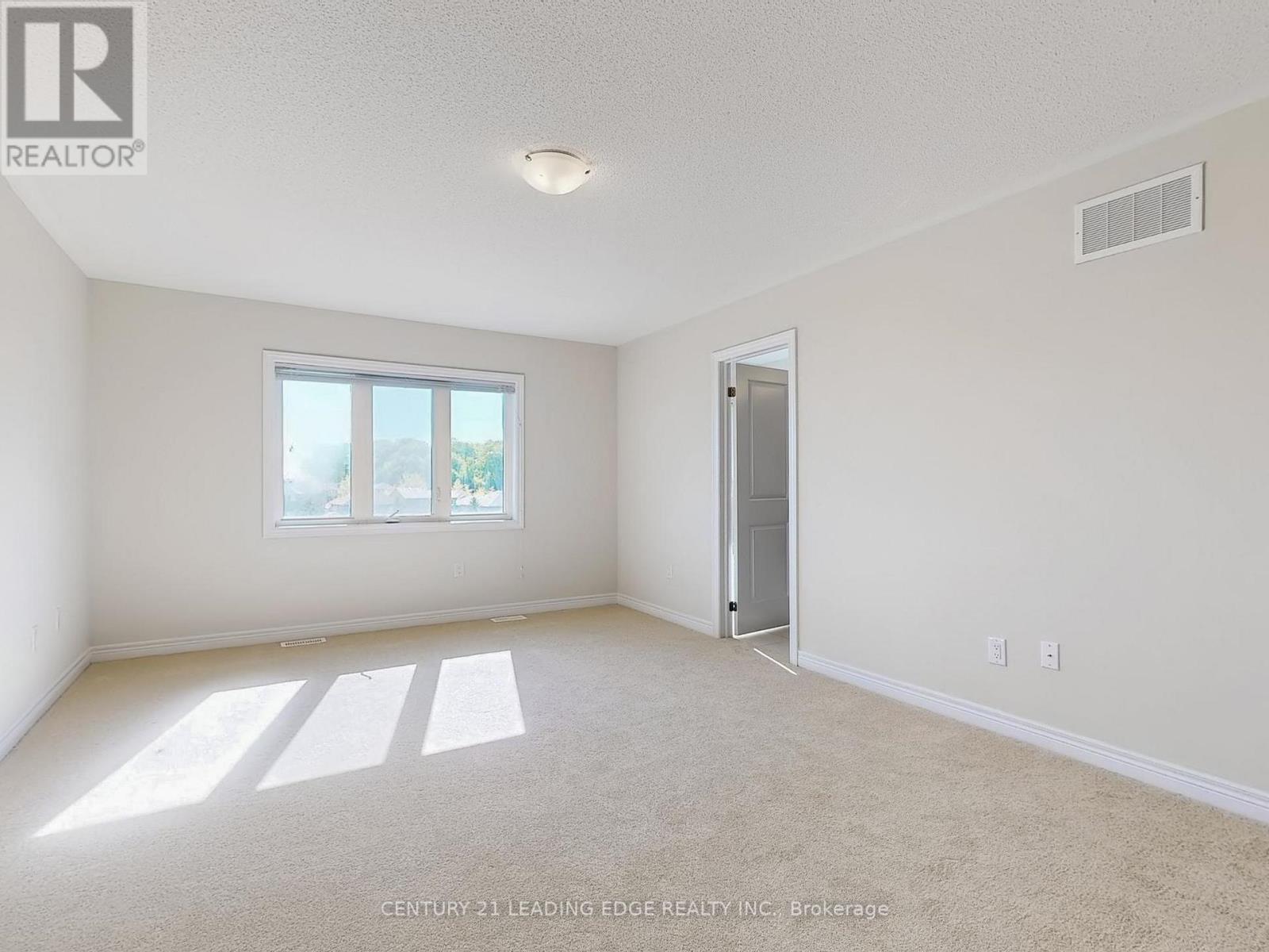 2023 Mullen Street, Innisfil, Ontario  L9S 0J8 - Photo 15 - N12535956